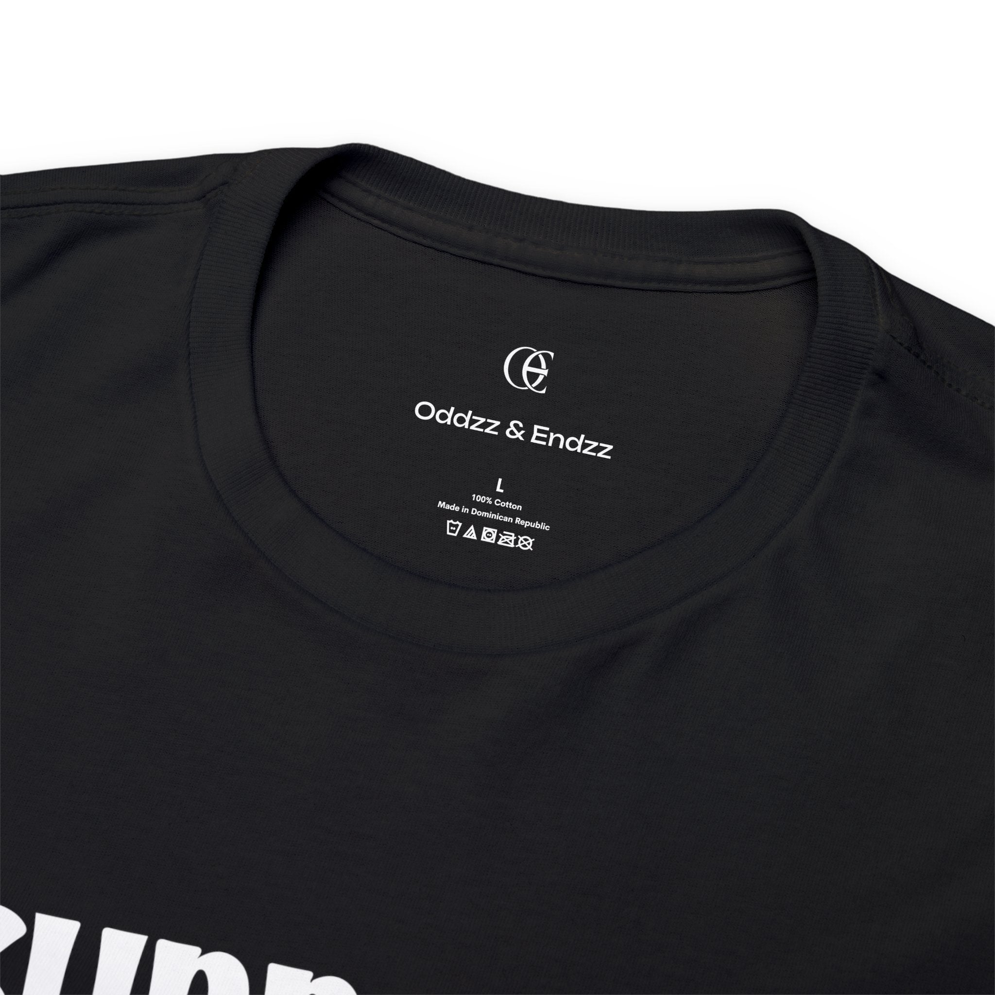 SURROUNDING YOURSELF TEE